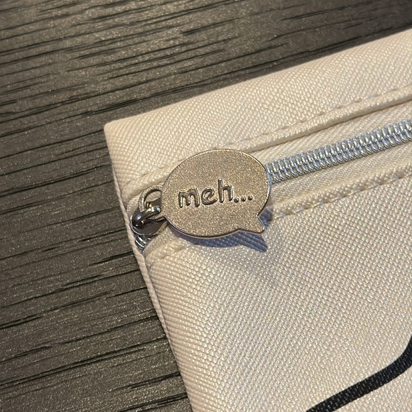 GUDETAMA Sunny Side Up Egg Makeup Pouch Coin Purse zipper anime chibi Lazy Egg - Picture 2 of 4